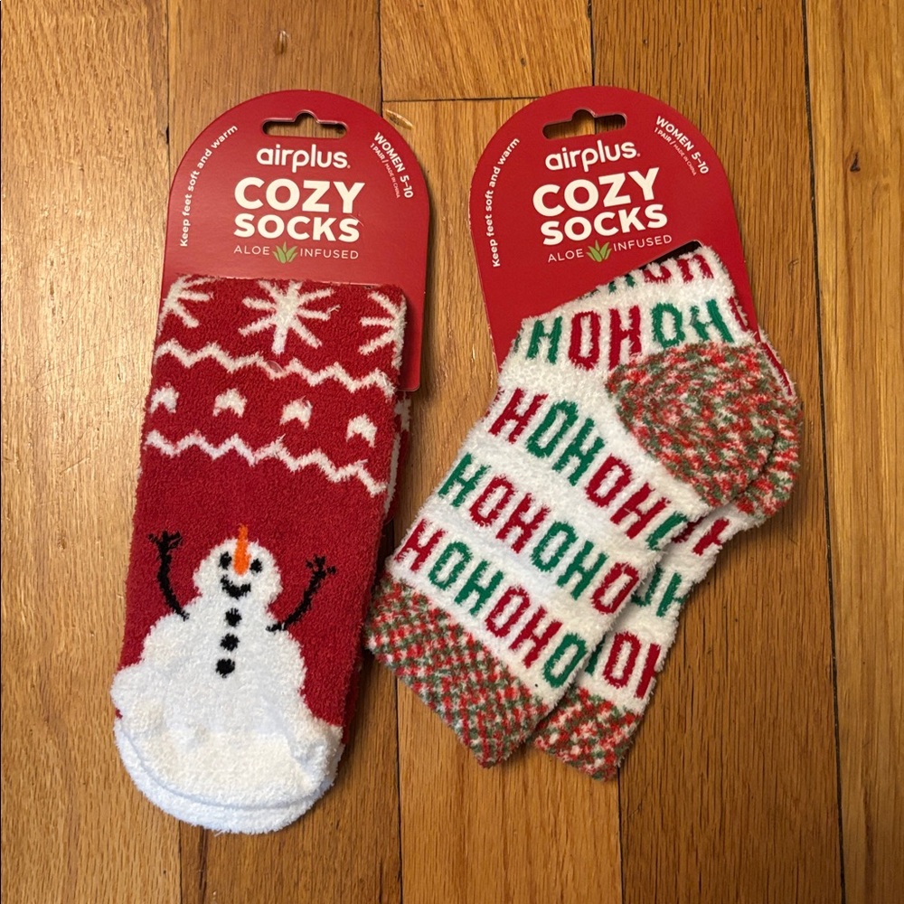 Airplus Cozy Aloe Infused Christmas Holiday Socks - Red, White, Green